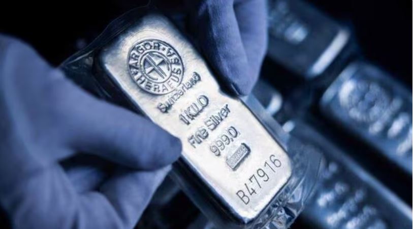 Silver metal